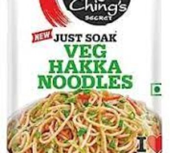 Chings Secret Just Soak Veg Hakka Noodles 560 g Pouch